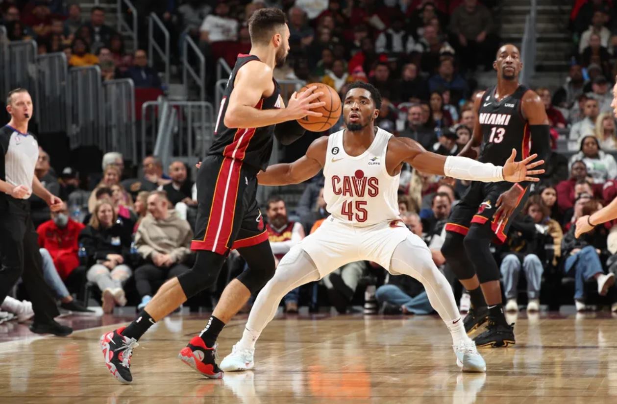 不仅进攻端 不仅进攻端