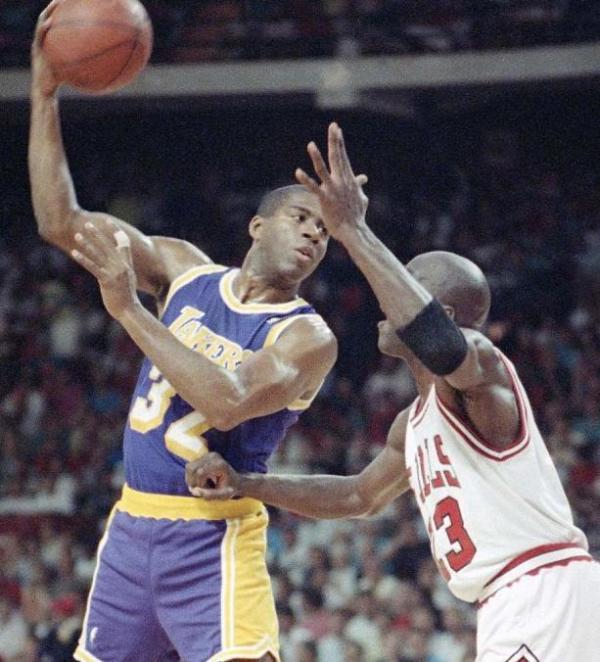 青岛队逆境 青岛队逆境